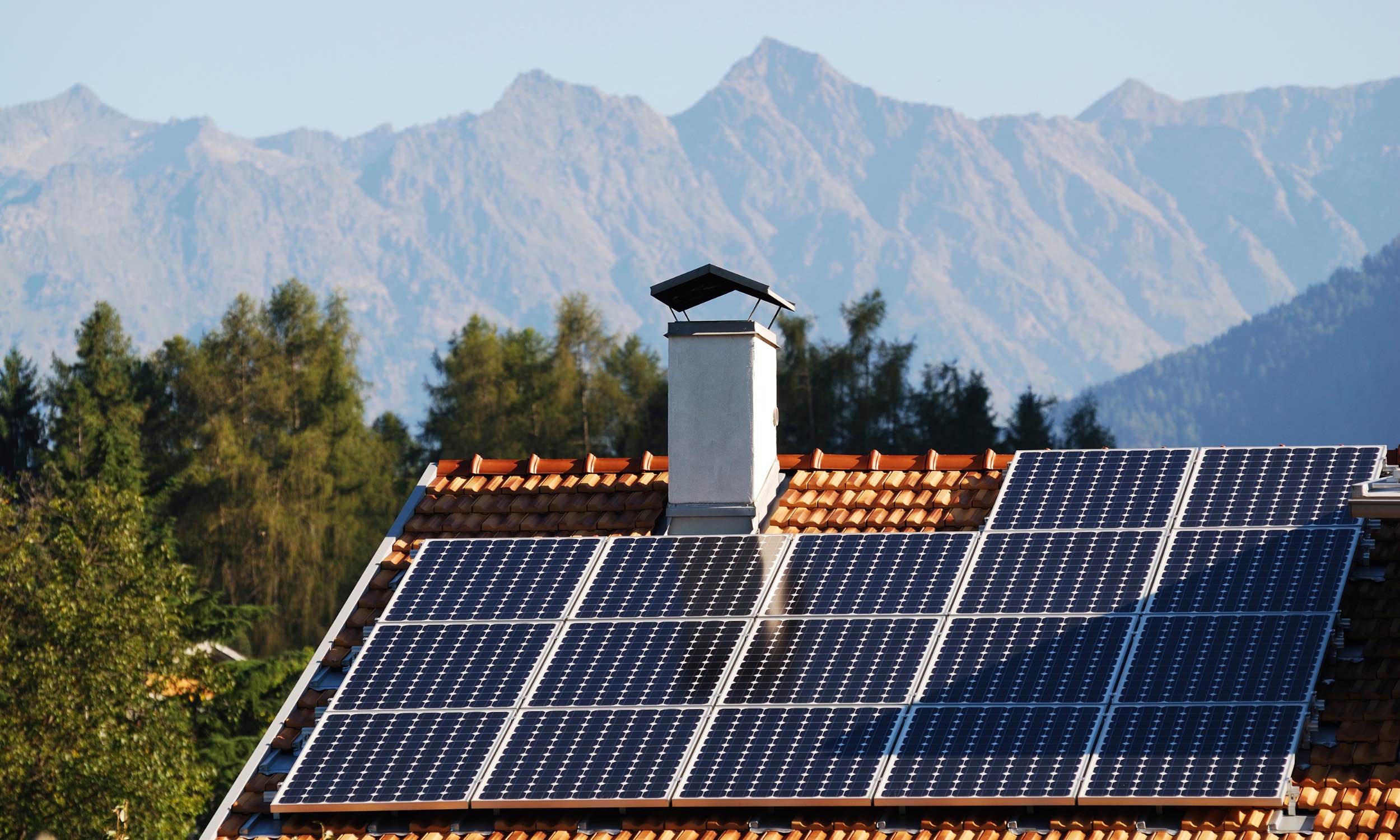 Cuántas placas solares necesito